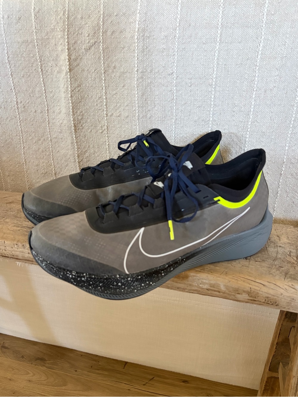 Nike Zoom Fly 3 Premium Mens Size 10 Gray Black Athletic Running Shoes Sneakers